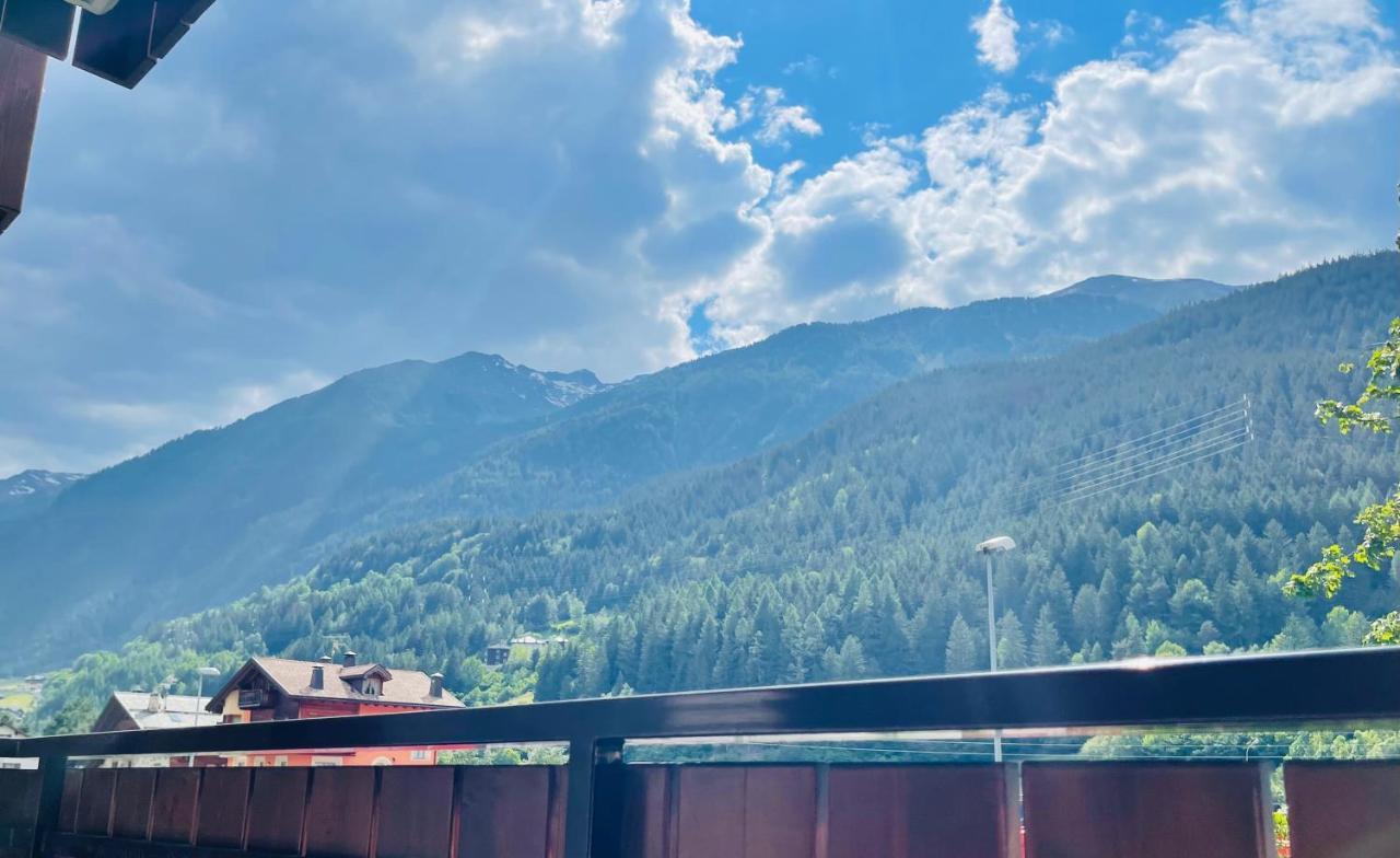 Elga Residence - Relax In Alta Valtellina - Bormio 瓦尔蒂索托 外观 照片